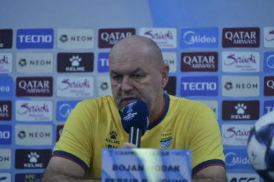 Pelatih Persib Bandung ,jangan anggap remeh Bangkok United pada laga terakhir Grup G AFC Champions League Two (ACL Two) 2025/2026