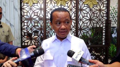 Bahlil Menteri ESDM Presiden Prabowo instruksikan Percepatan Pemulihan Energi di Daerah Bencana